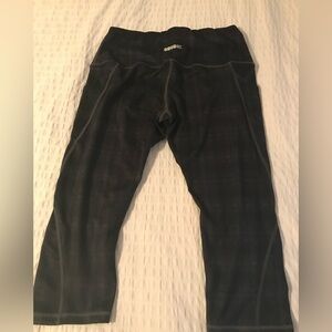 Ododos capris leggings/ workout pants